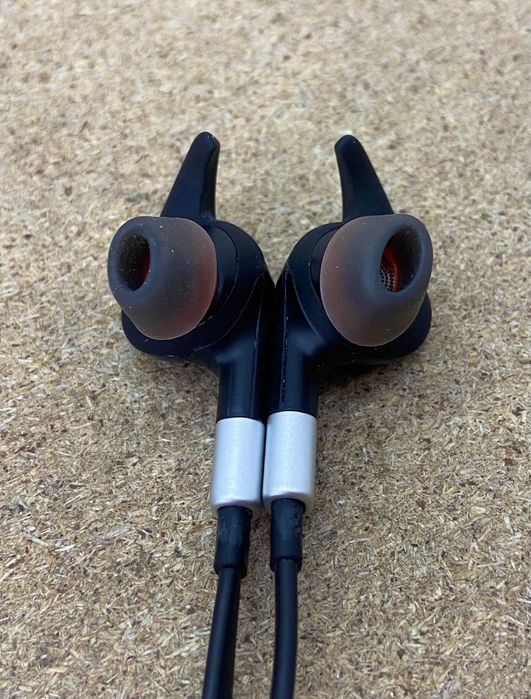 Бездротова професійна гарнітура Jabra Evolve 75e з шумозаглушенням ANC
