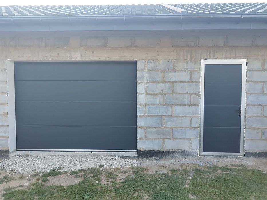 Brama segmentowa garażowa