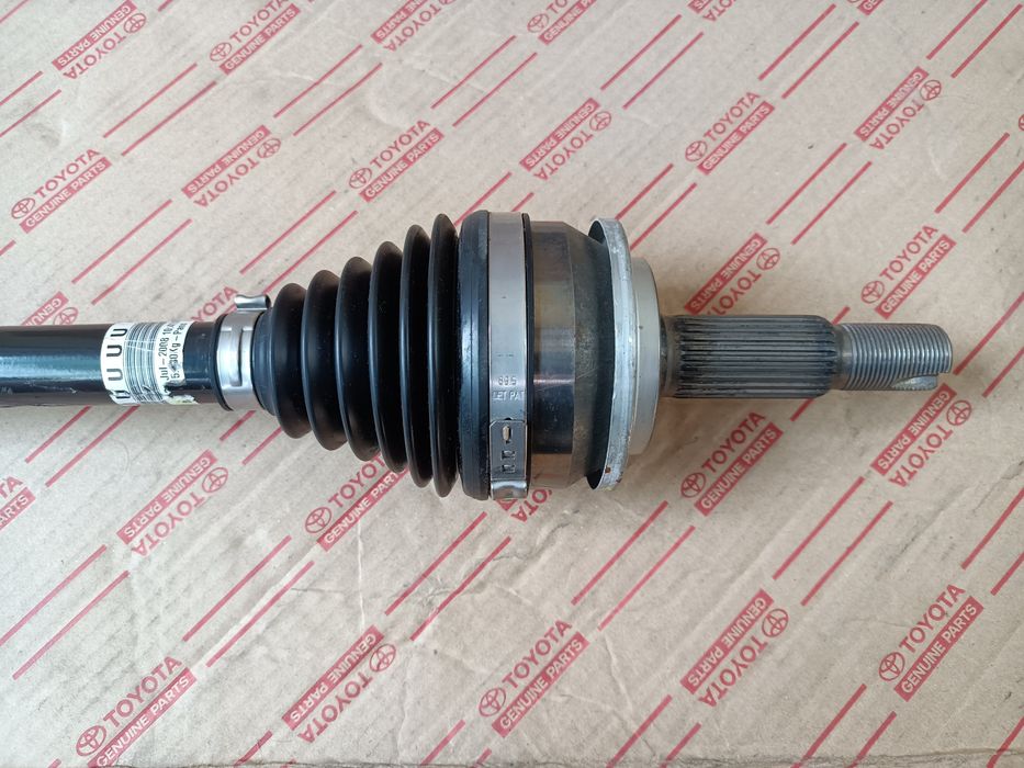 Полуось Тoyota Auris Corolla