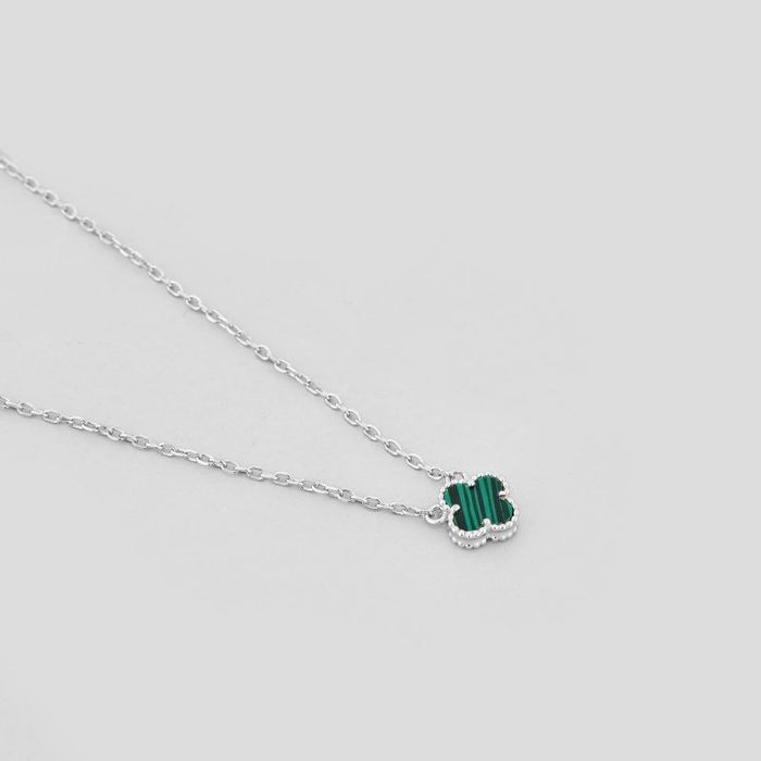 Підвіска конюшина срібна з малахітом зелена, в стилі Ван Кліф