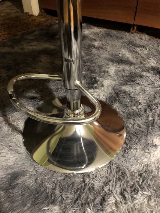 Крісло Нове для салону,офісу або компютера,регулюється