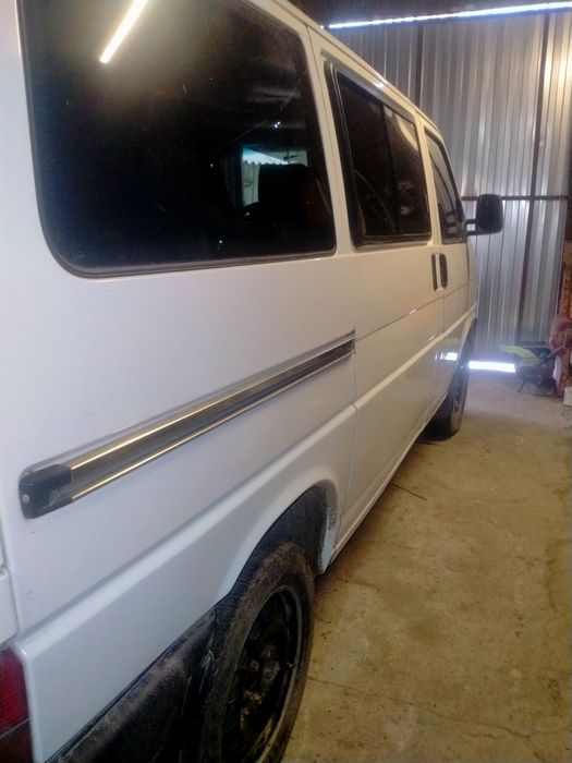 Volkswagen Transporter 4