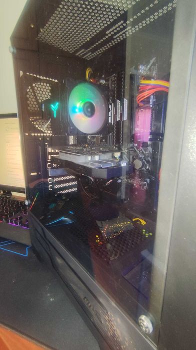 pc  i5 9400f 16gb ram rx560  ecrã