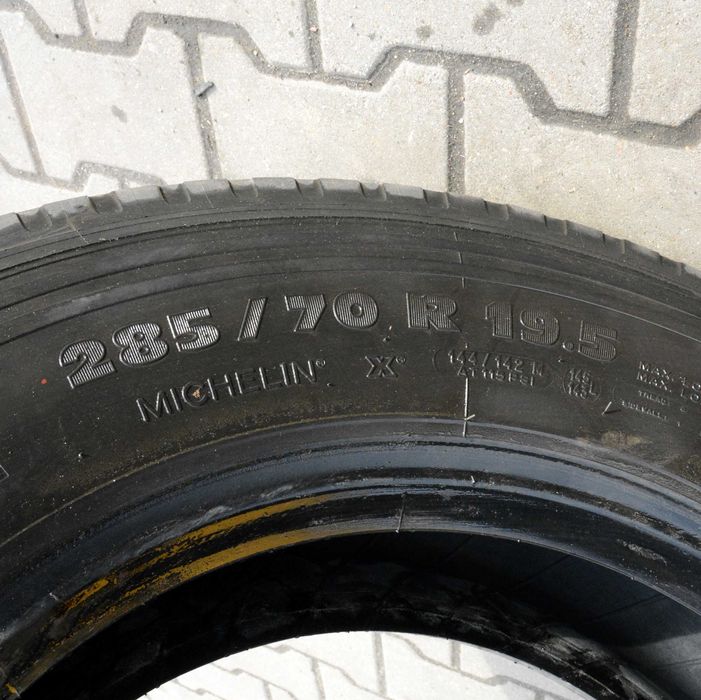 Opona Michelin XZE2+ 285/70 R19.5
