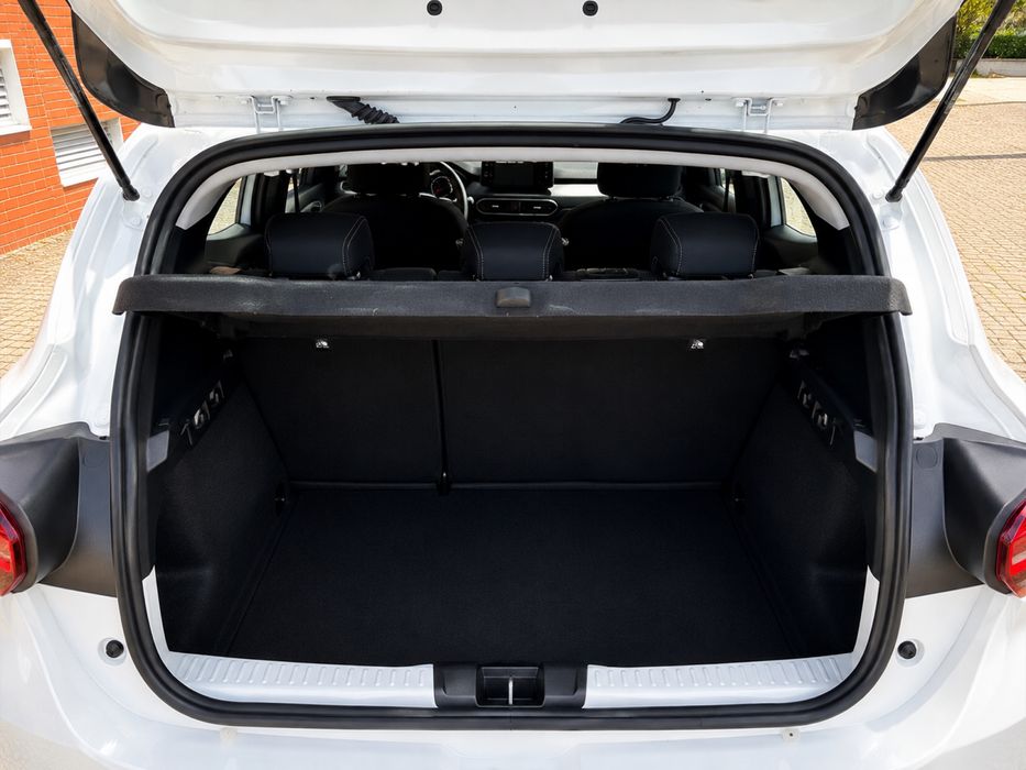 Dacia Sandero Stepway 1.0 TCe 91cv Automático – 2023 | Apenas 28.000 km