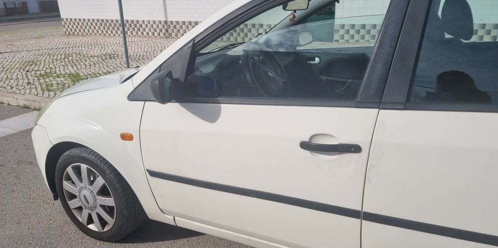 Ford Fiesta 1.4,gasóleo