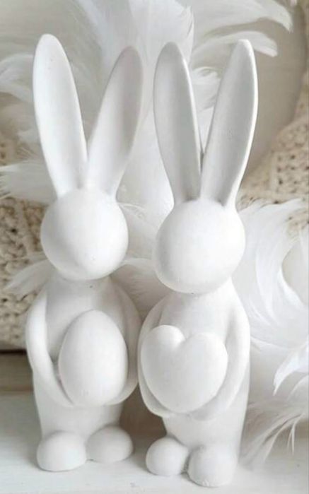 2 coelhos em gesso perfumado