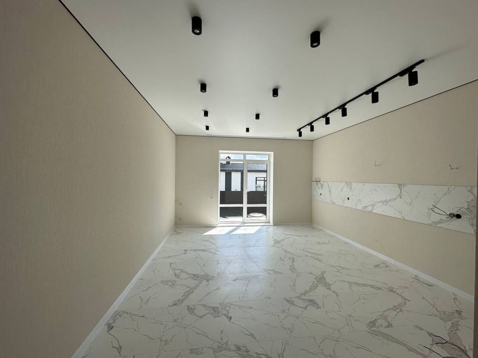 Продам таунхаус з ремонтом