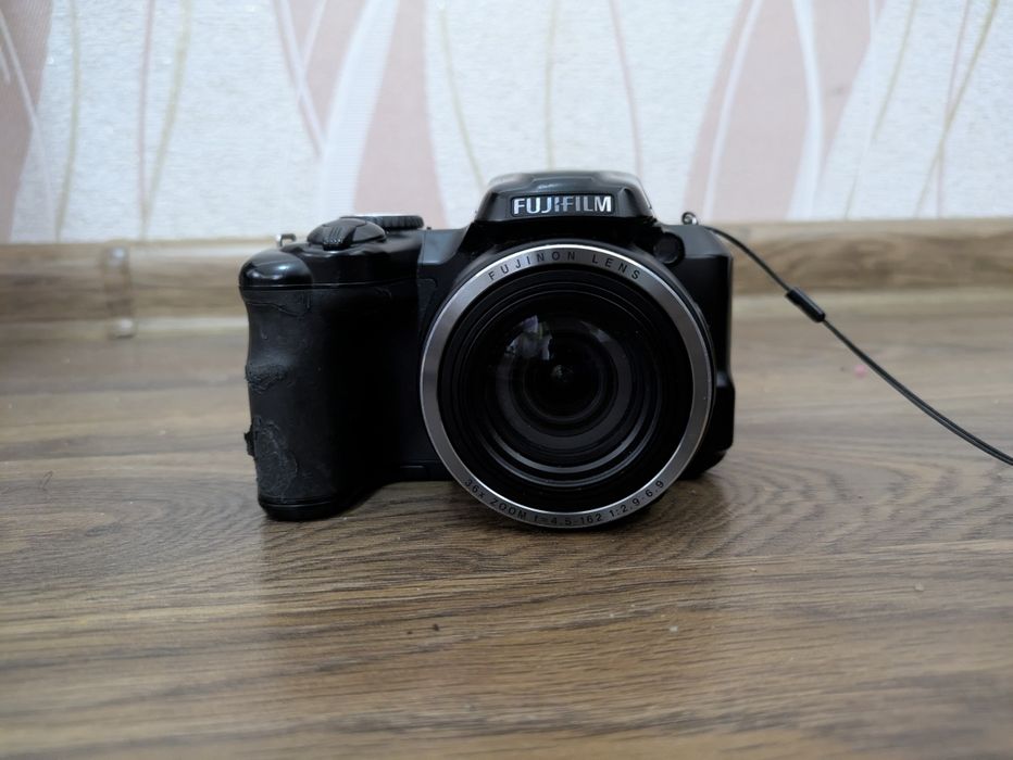 Фотоапарат Fujifilm Finepix s8600 ОТЛИЧНЫЙ комплект!