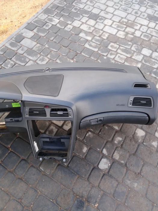 Панель торпеда консоль вольво s60 1999-2004 volvo s60