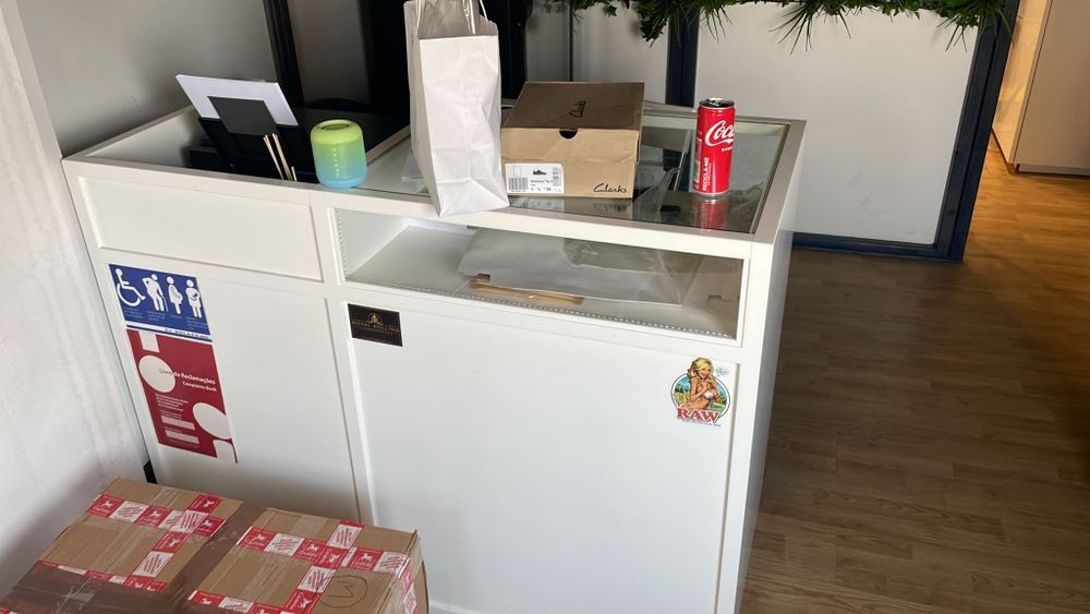 Móveis de exposição de loja