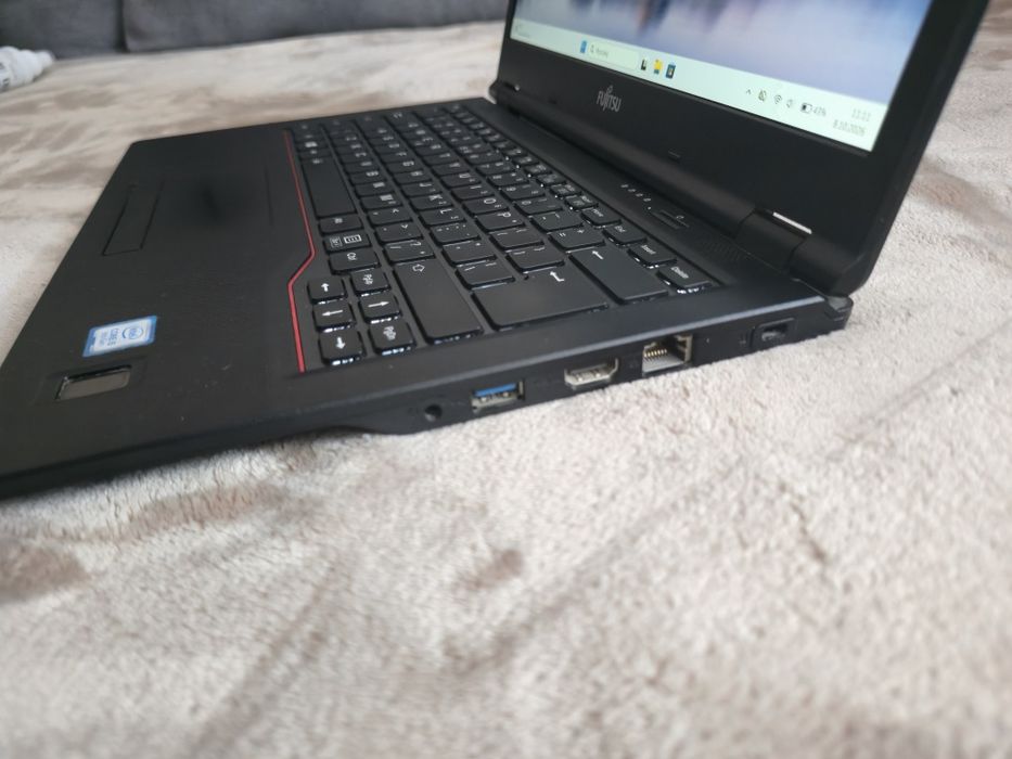 Laptop intel i5-8250U | 12 GB DDR4 | dysk SSD M2 256GB