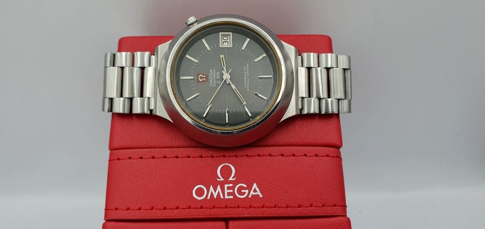 Vintage Omega Seamaster Electronic f300 Hz Chronometer - kamerton