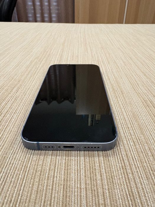 iPhone 14 funcional ou para peças