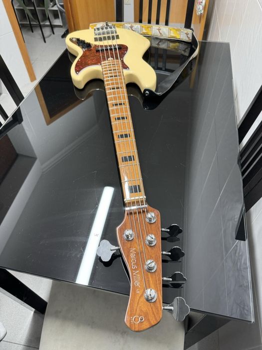 Sire V5 2ª geração vintage white