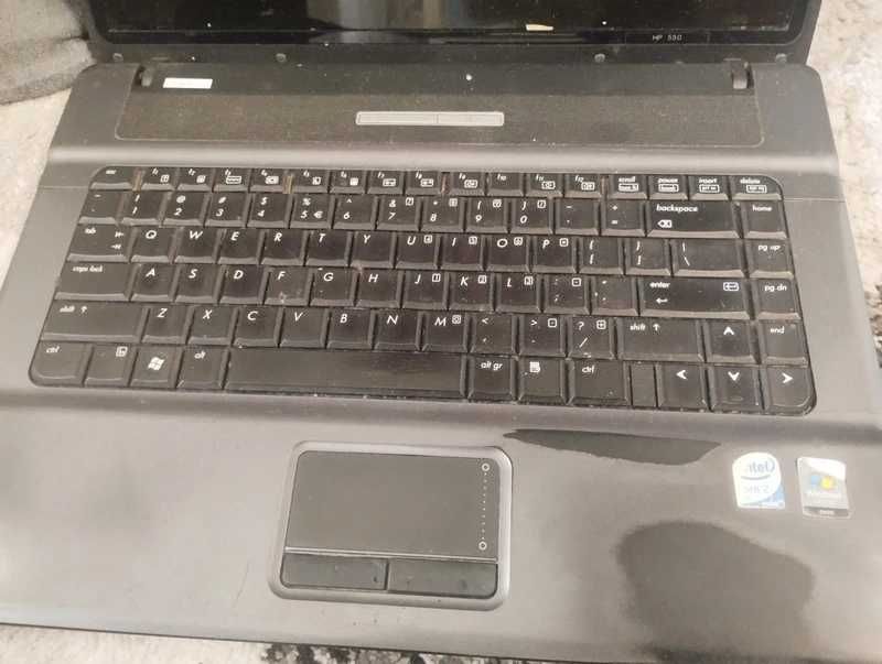 Laptop  HP   550