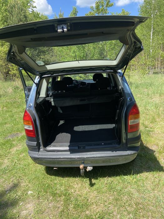 Продам Opel Zafira