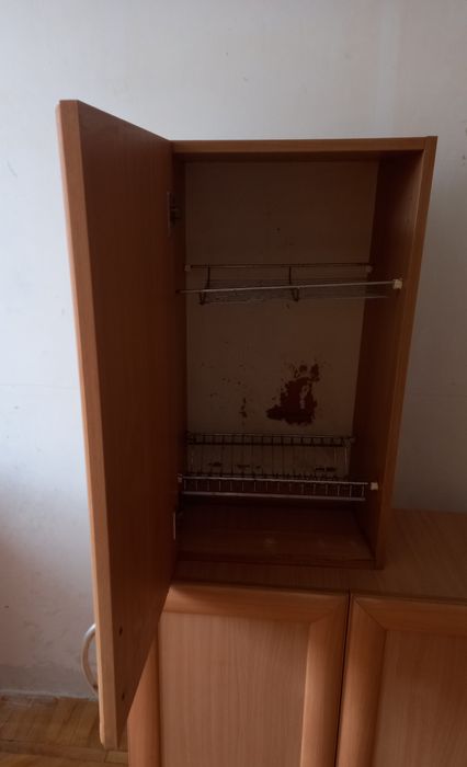 Шкафчики кухонные 4 штуки