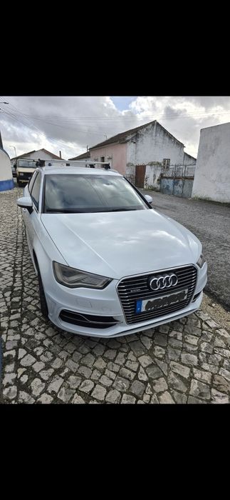 Audi A3 etron de 2015