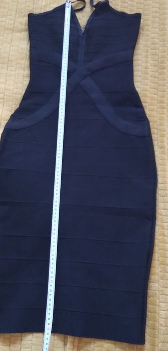 Sukienka bandażowa czarna s