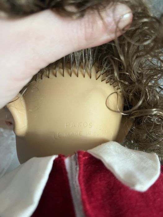 Характерна лялька Pakos