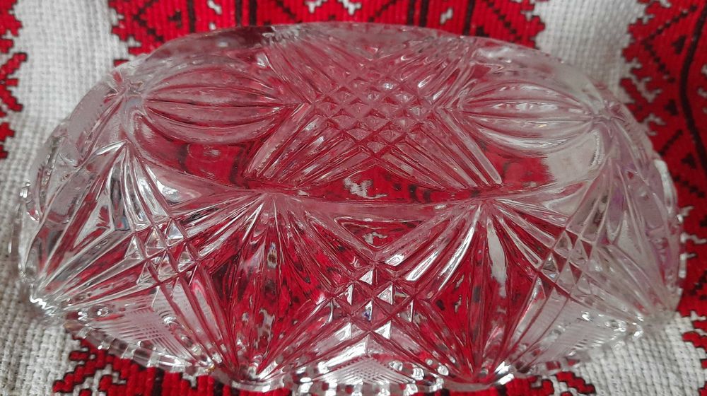 Хрустальная ладья  салатница фруктовница