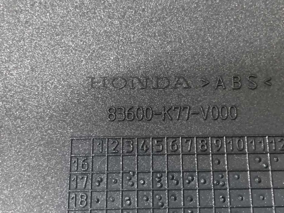 Carenagem traseira esquerda Honda SH125 versão  2019 e 2020