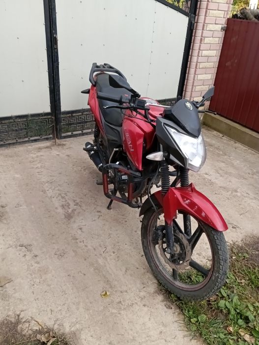 .  Lifan  LF 150   .