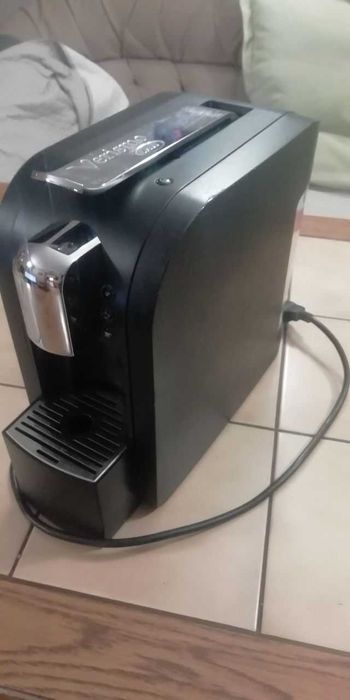 Капсульна кавоварка Starbucks Verismo США