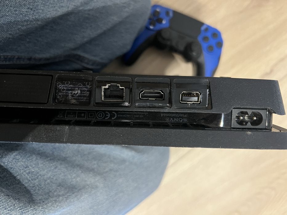 PlayStation 4 PS4 1TB Czarny + Pad