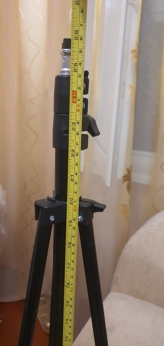 Професійна кільцева LED лампа з штативом HQ-18" 45см з тримачем.