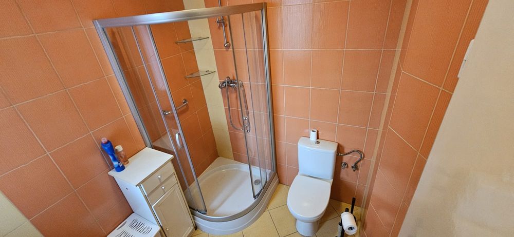 Kwatery, noclegi, pokoje pracownicze