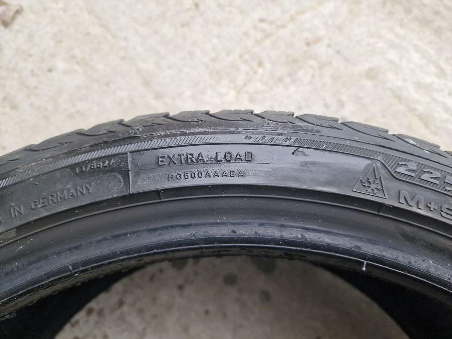 225/40/18 Zimowa Dębica 7mm 2019