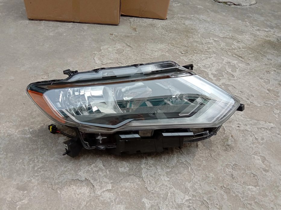 Решетка радиатора под круглый значок дистроник Nissan Rogue X-trail