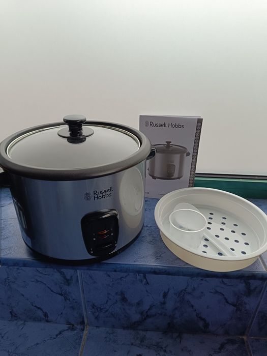 Garnek do gotowania ryżu, ryżowar Russell Hobbs