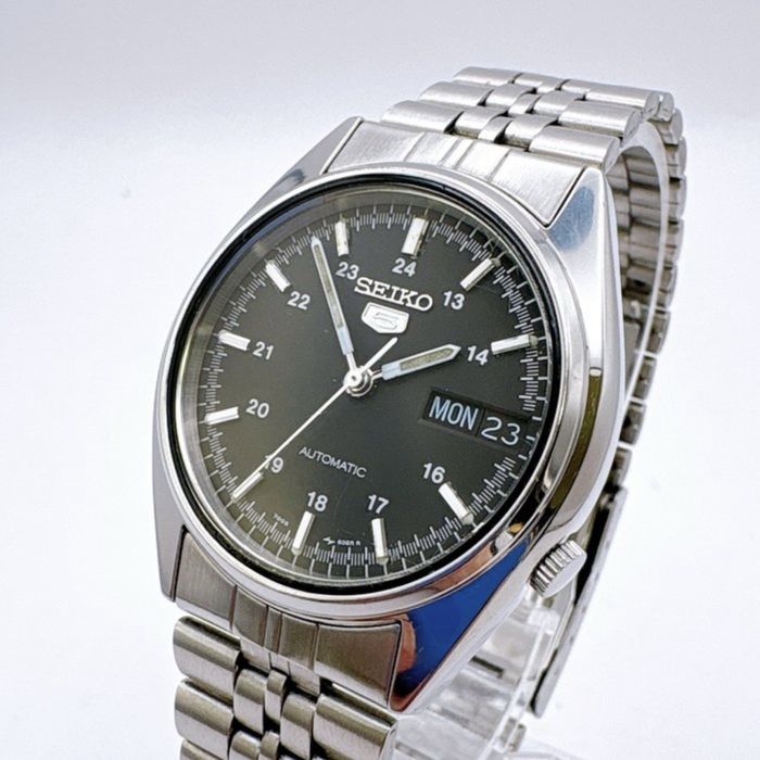 Seiko 5 Automatic