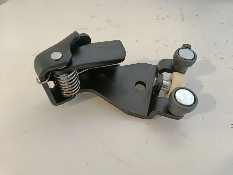 Rodízio roletes dobradiça porta lateral Fiat Doblo 2001 a 2009 (novo)