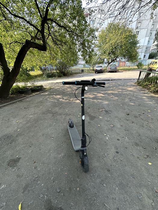 Електросамокат ninebot e2