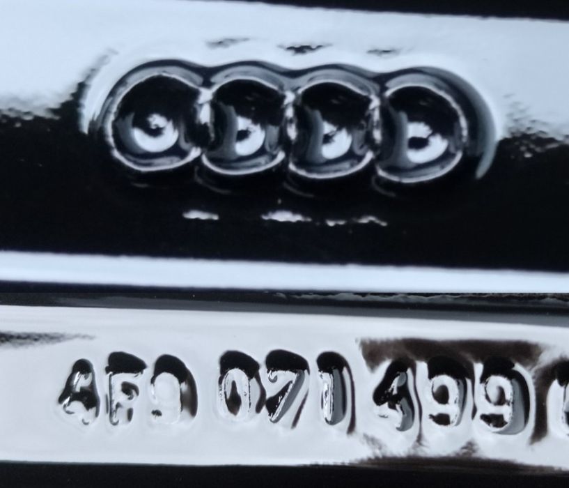Alufelgi Audi Oryginał A3 A4 A6 A8 Q3 TT 8,5Jx19 ET48 5x112 4F0