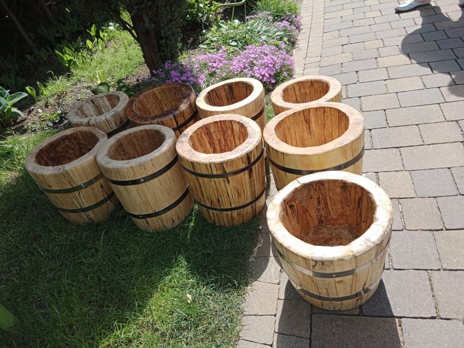 Drewniane doniczki