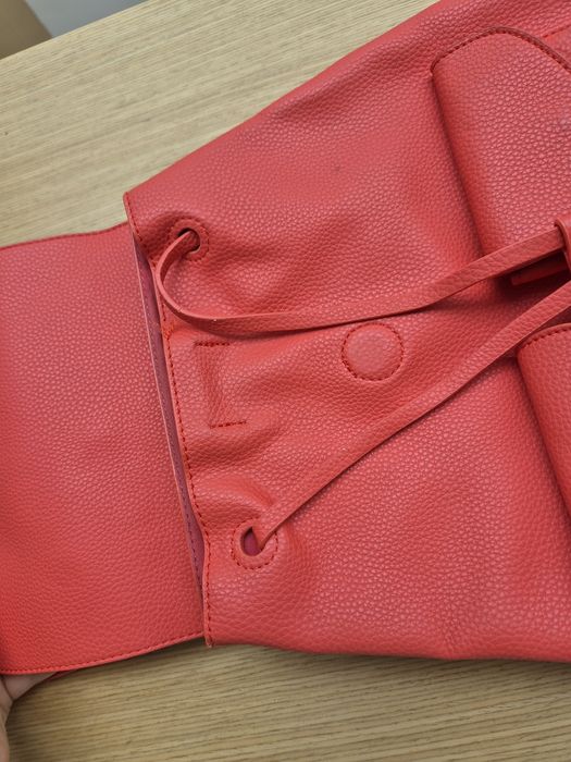 Mochila ou saco tira colo parfois