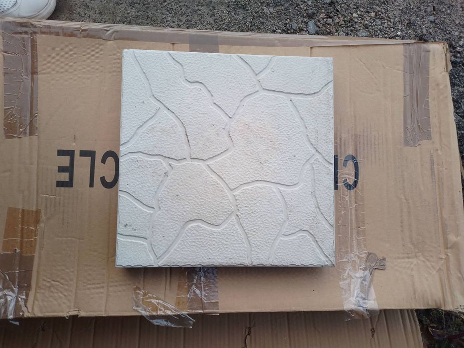 Тротуарна нова плитка 300×300×30