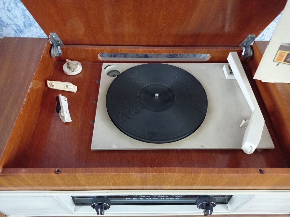 Радіола у гарному стані