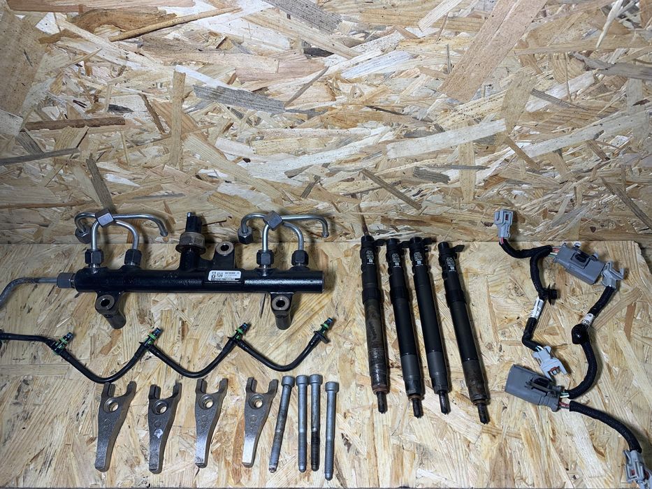 Форсунка Delphi 2.0 HDI Пежо 3008 5008 Citroën Ford Fiat