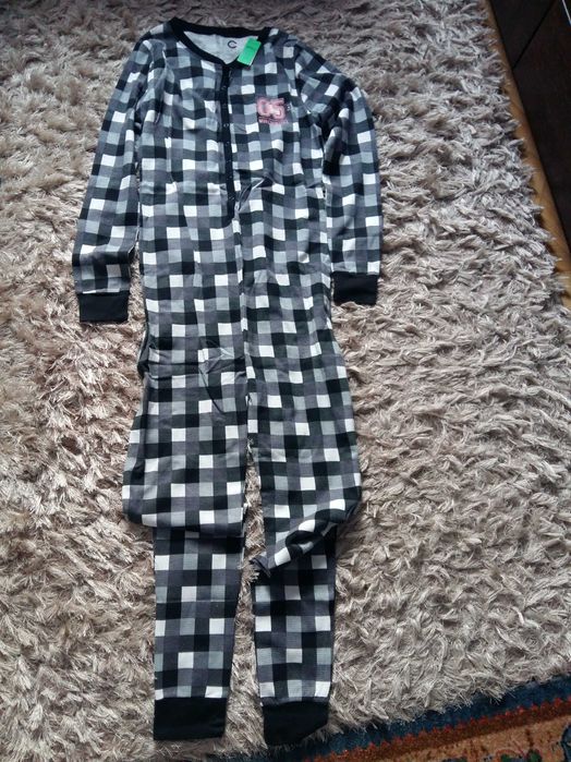 Piżama jednoczęściowa