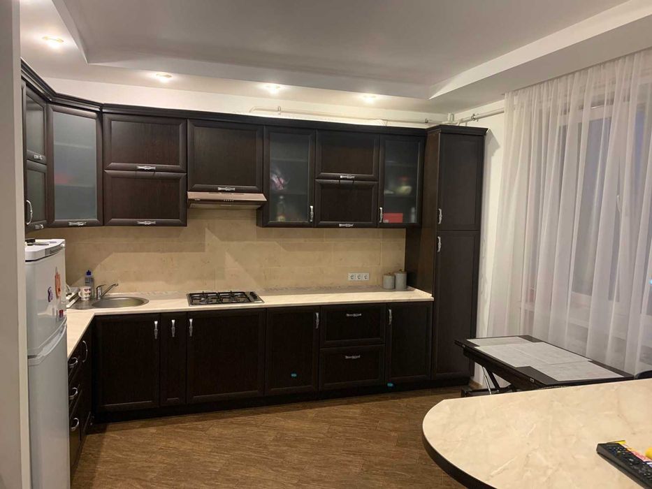 Актуально! ЗДАМ 3 км. квартиру в новобудові.ЦЕНТР, поруч парк Шевченка