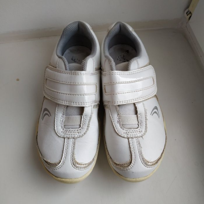 Шкіряні кросівки спортивні туфлі на дівчинку Clarks 12G 30р. 19.5 см.