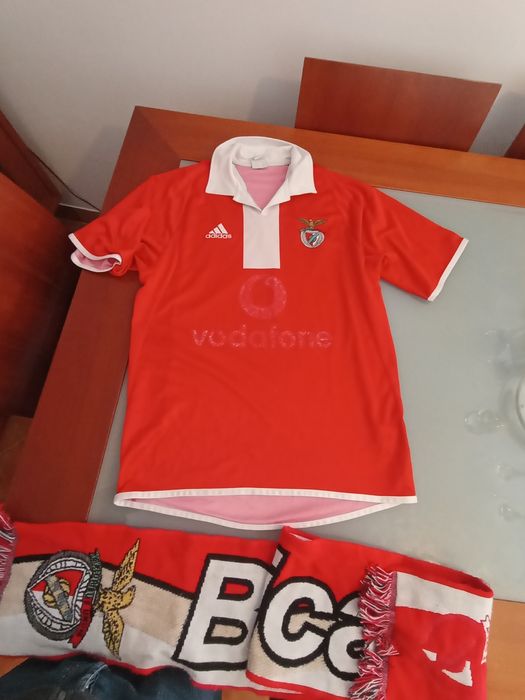 camisola do Benfica - orginal - 2004-2005  + Cachecol	2004 - 2005	vodafone espirito santo adidas