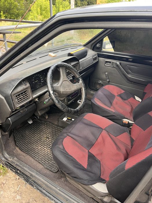 Продаж обмін ,сіат ібіца 1990рік  обєм 1.2