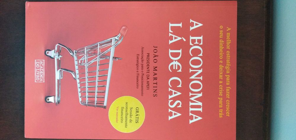A Economia lá de Casa - João Martins